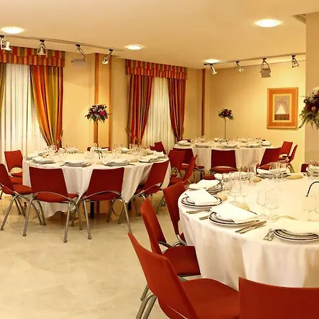 Отель Sercotel Tres Luces Виго