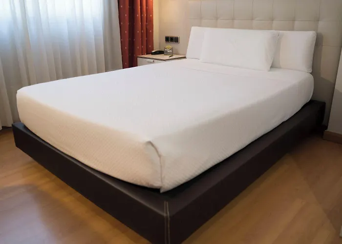 Hotel Sercotel Tres Luces 3*